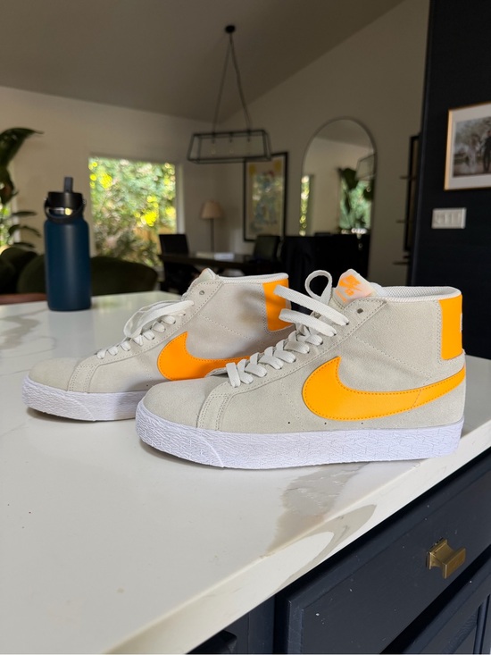 Nike Shoes - Nike Mid-Top Sneakers in Cream with Bright Orange Swoosh